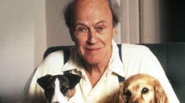 Timeline: Roald Dahl