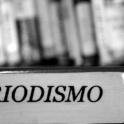 Timeline: HISTORIA DEL PERIODISMO