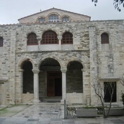 Timeline: Η ιστορία της Εκατονταπυλιανής