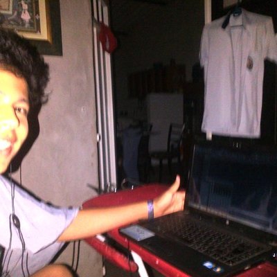 Timeline: Mi Vida - Hamilton Mora 11-2