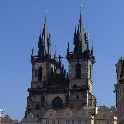 Timeline: פראג כמרכז פוליטי כלכלי דתי תרבותי וחיונכי