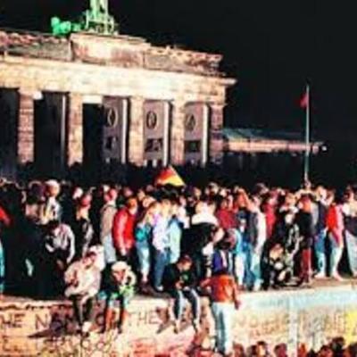 Timeline: Berlin 1945 - 1990