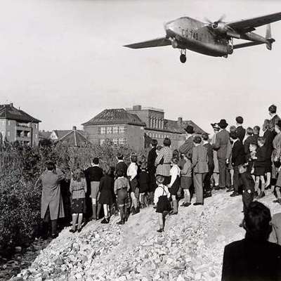 Timeline: The Cold War