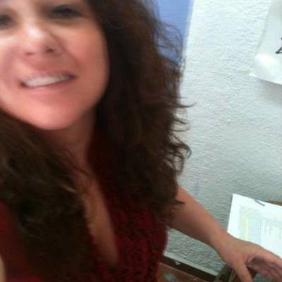 Timeline: LINEA  DE VIDA DE MARIA EUGENIA