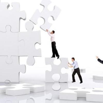 Timeline: Escuela y Enfoques de la Administración