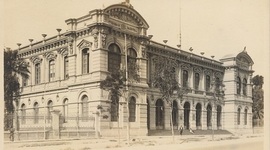 Timeline: Origen de las universidades, en Colombia, y San Buenaventura.