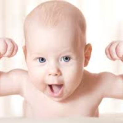 Timeline: טבלת התפתחות עד גיל שנה