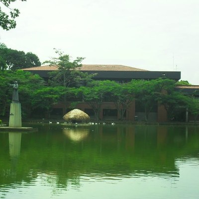 Timeline: Origen y naturaleza de las Universidades. La Universidad de San Buenaventura en Colombia.