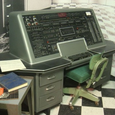 Timeline: HISTORIA Y EVOLUCIÓN DE LA COMPUTADORA.