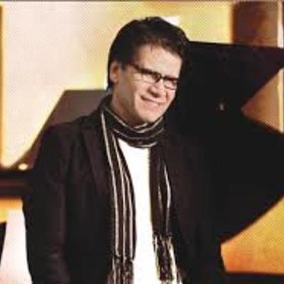 Timeline: JESUS ADRIAN ROMERO