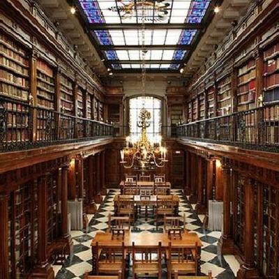 Timeline: Inicios de la Biblioteca Escolar