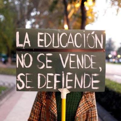 Timeline: La problemática de la educacion