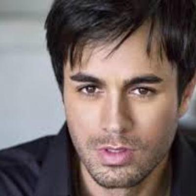 Timeline: Enrique iglesias