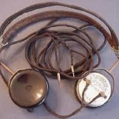 Timeline: Timelines of headphones