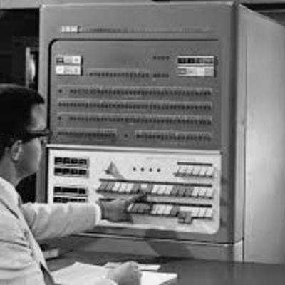 Timeline: ejemplo en clase historia y evolución de los computadores