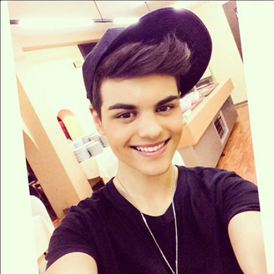 Timeline: Abraham Mateo