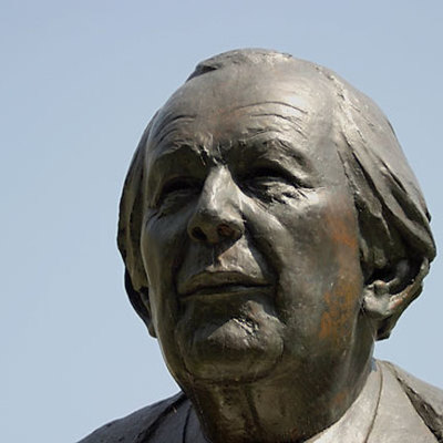 Timeline: Jean Piaget Biografía.