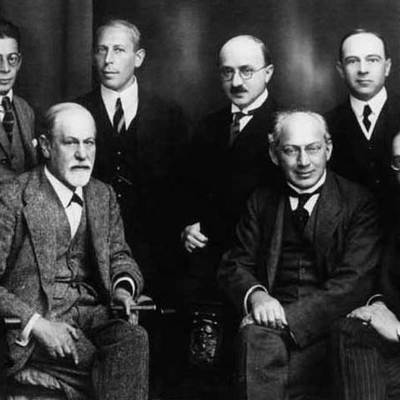 Timeline: Evolución Histórica de la Psicología