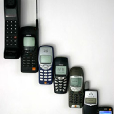 Timeline: Mobile phone evolution