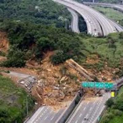 Timeline: Dee Edwards