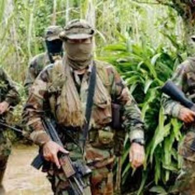 Timeline: HISTORIA DE LA GUERRILLA, LOS PARAMILITARES Y EL NARCOTRÁFICO