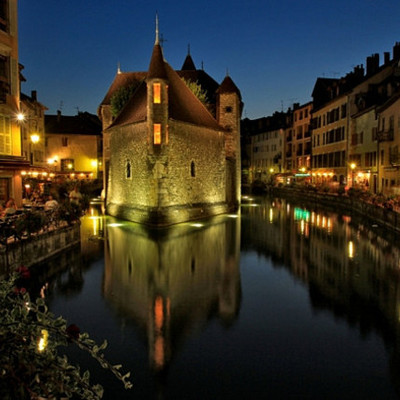 Timeline: Les inventions liées a l'évolution des parcours touristiques audio guidés