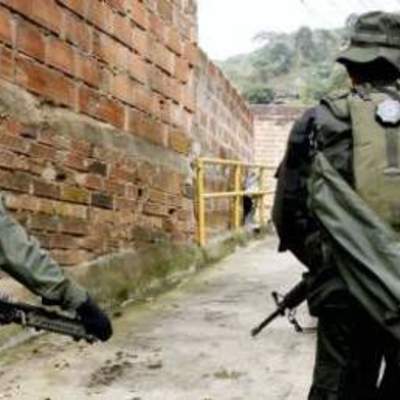 Timeline: HISTORIA DE LA GUERRILA