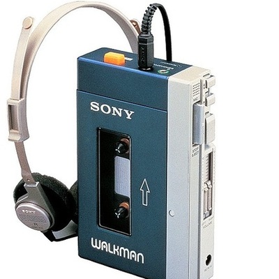 Timeline: les inventions liées à l'évolution des parcours touristiques audio guidés