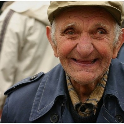 Timeline: Vladek Speigleman: A survivor