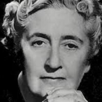 Timeline: Agatha Cristie's Biography