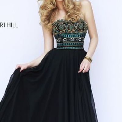 Timeline: Historia de los vestidos de noche