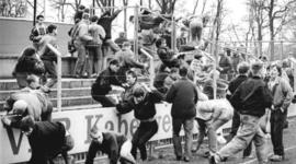 Timeline: De ergste rellen bij de Klassieker