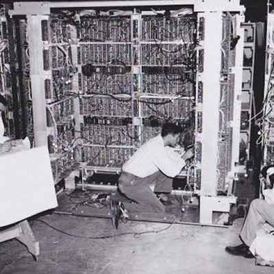 Timeline: Computer Pioneers
