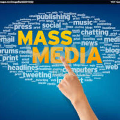 Timeline: HISTORIA DE MASS MEDIA