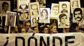 Timeline: A Veinte años Luz