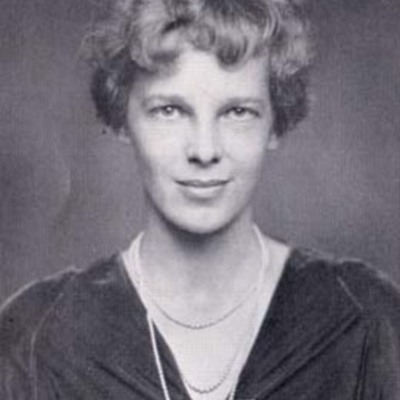 Timeline: The Life of Amelia Earhart by Alan and Cora