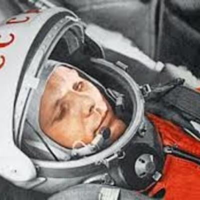 Timeline: Mack's report on space travel.