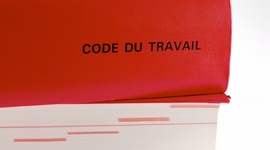 Timeline: L'instabilité du droit du travail en France