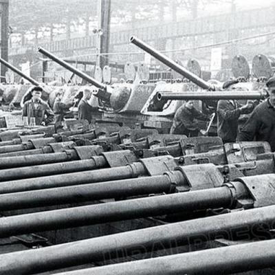 Timeline: История Танкограда