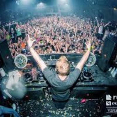 Timeline: HISTORIA DE LAS EMPRESAS