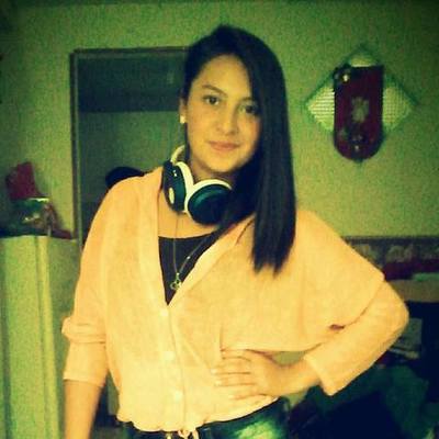 Timeline: Carol Forero -Mi Vida*