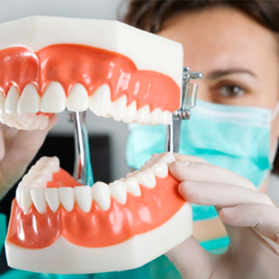 Timeline: Mecánica dental y dermatologia