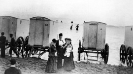 Timeline: EVOLUCIÓN DE LOS TRAJES DE BAÑO