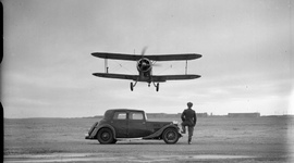 Timeline: Cars and Planes contributing to the Decline of the Railroads