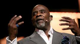 Timeline: Vida de Chris Gardner