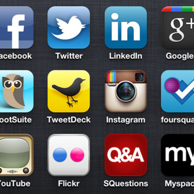 Timeline: Redes Sociales