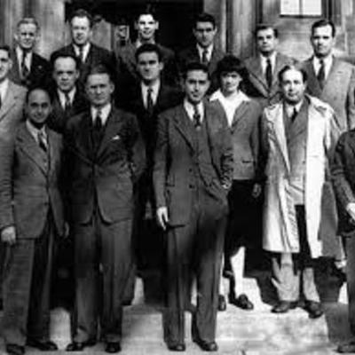 Timeline: changing business dress code