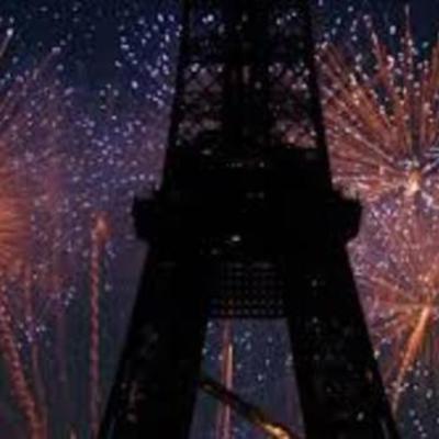Timeline: Les fêtes et traditions françaises