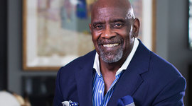 Timeline: Vida de Chris Gardner.