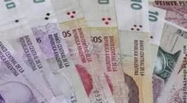 Timeline: Evolución del dinero papel argentino.